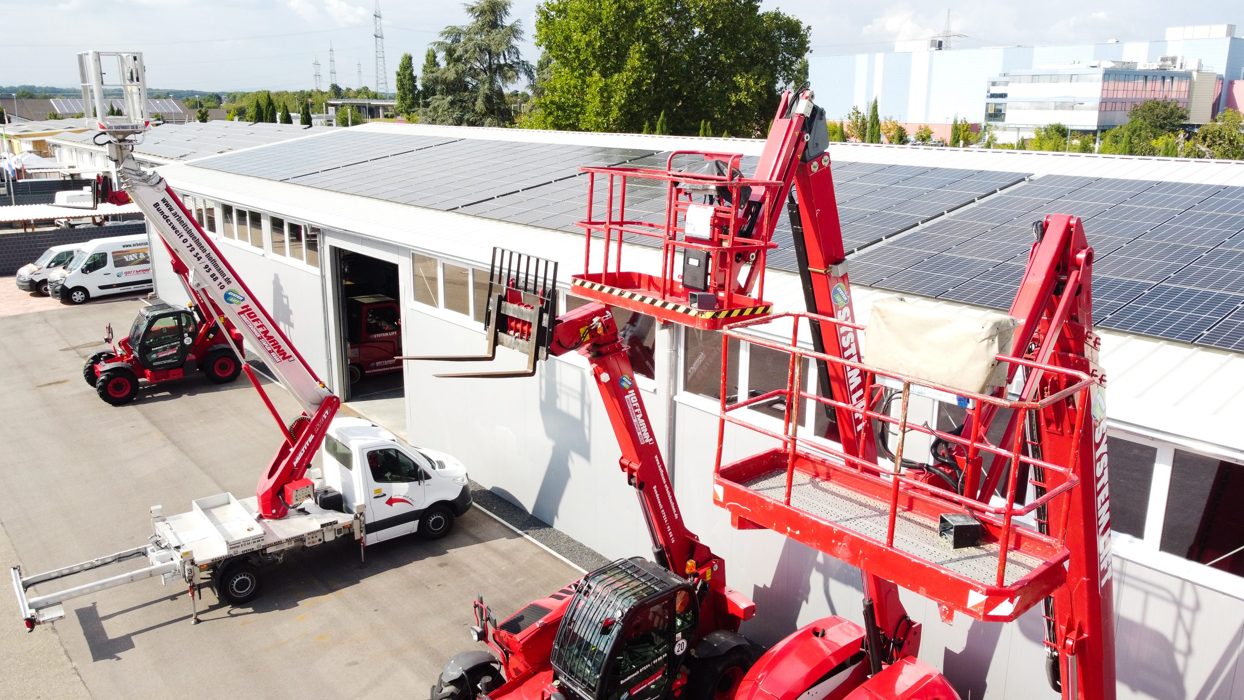 Photovoltaikanlage bei Arbeitsbühnen Hoffmann Photovoltaikanlage bei Arbeitsbühnen Hoffmann